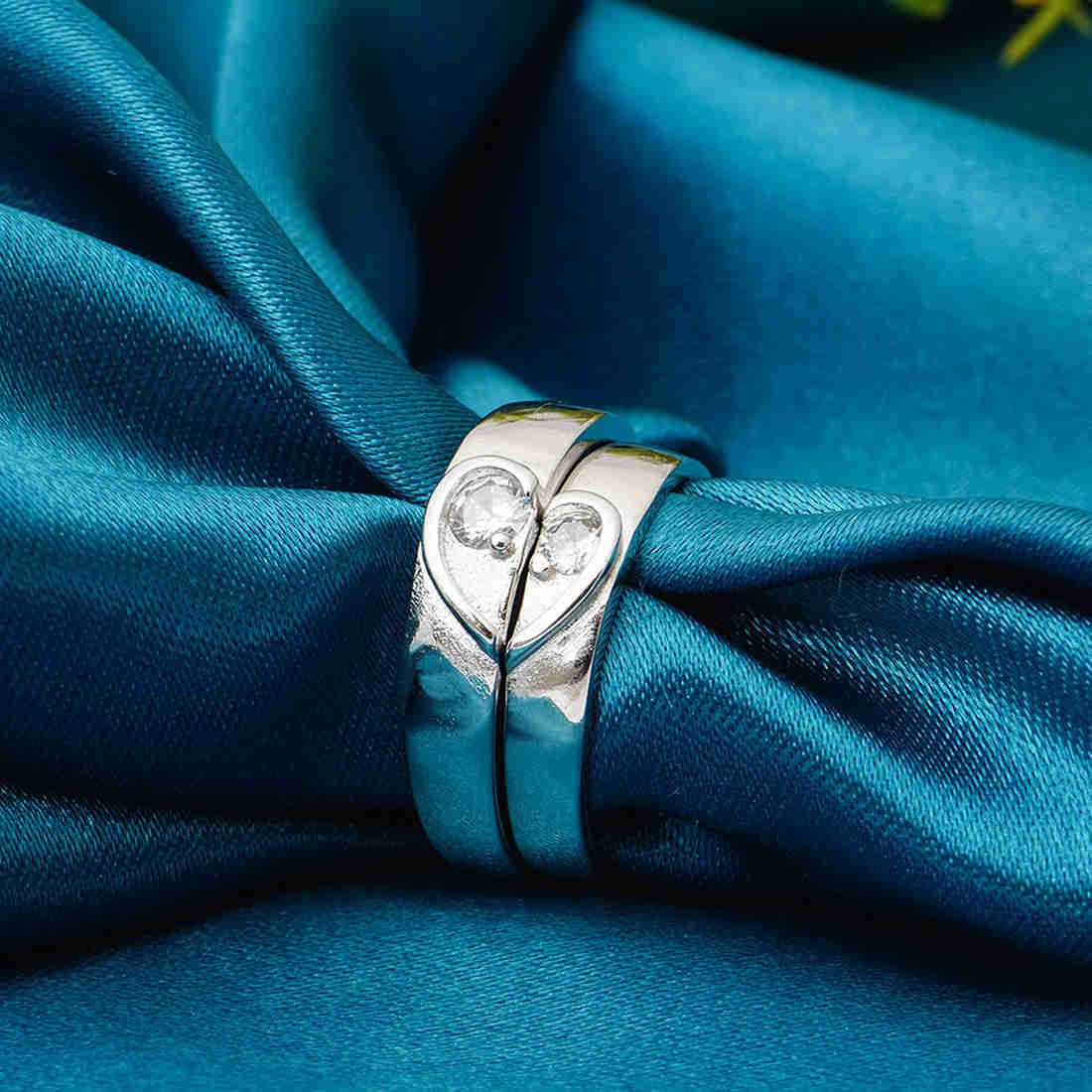 Heart couple deals rings
