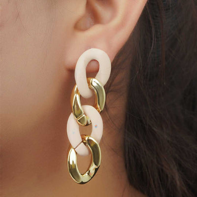 Beige Gold Curb Chain Earrings