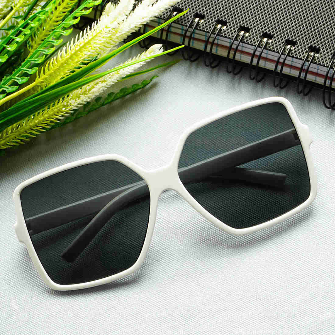 White Framed Large Sunglasses