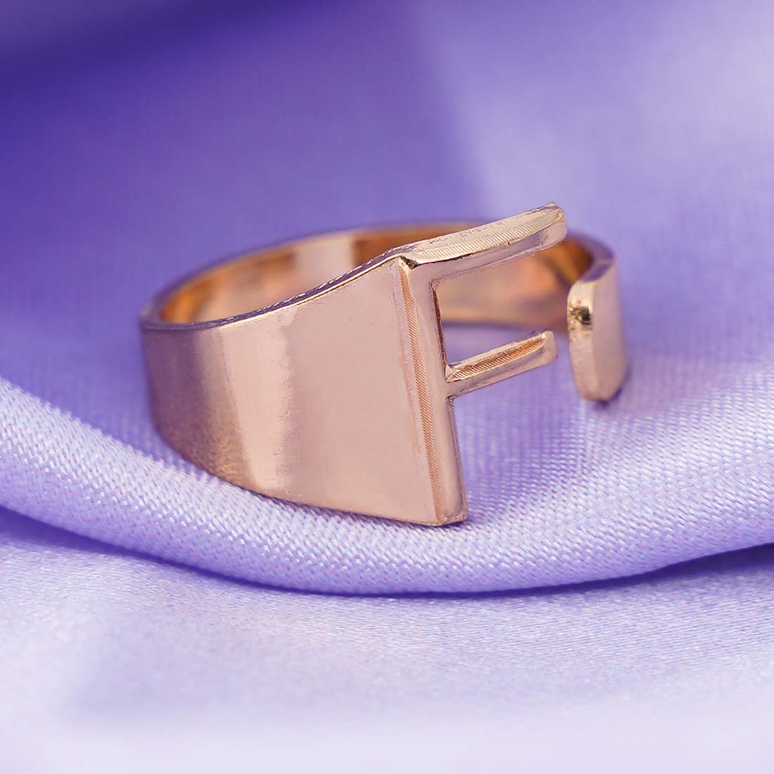 Alphabet F Gold Band Ring - Ferosh