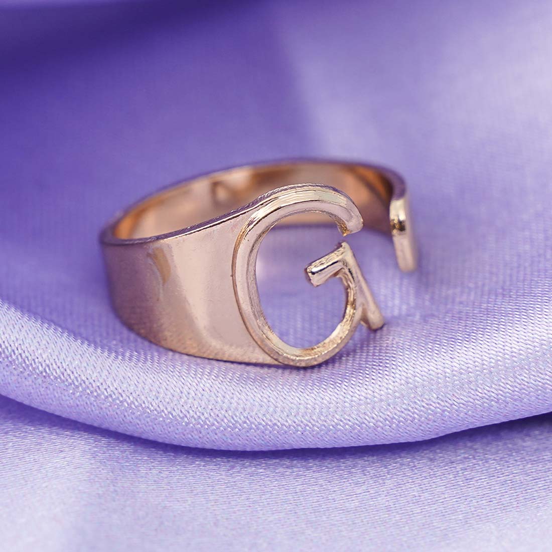 Alphabet G Gold Band Ring - Ferosh