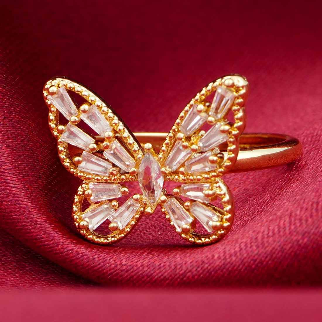 Butterfly Ring in Gold
