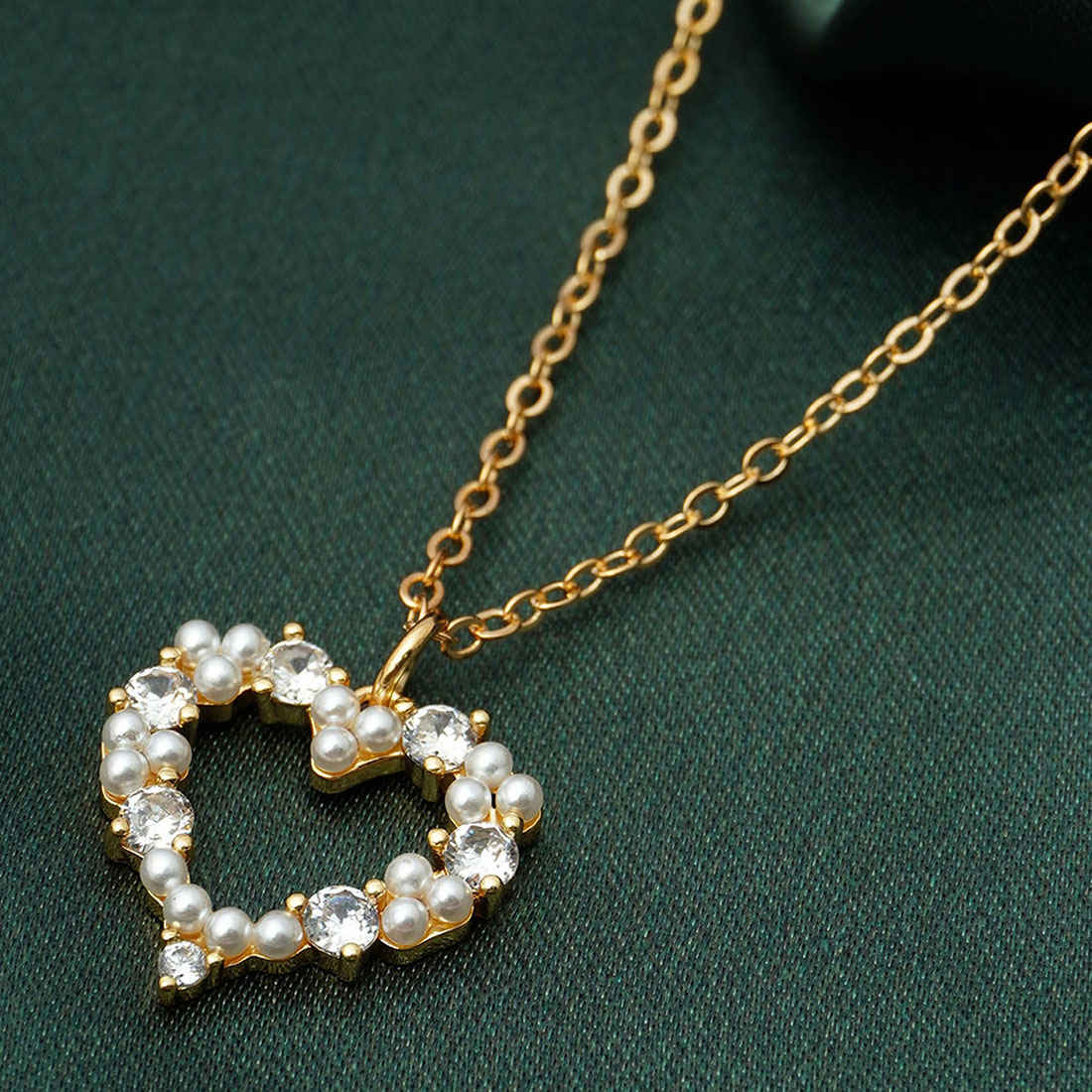 Crystal Pearl Heart Embellished Necklace