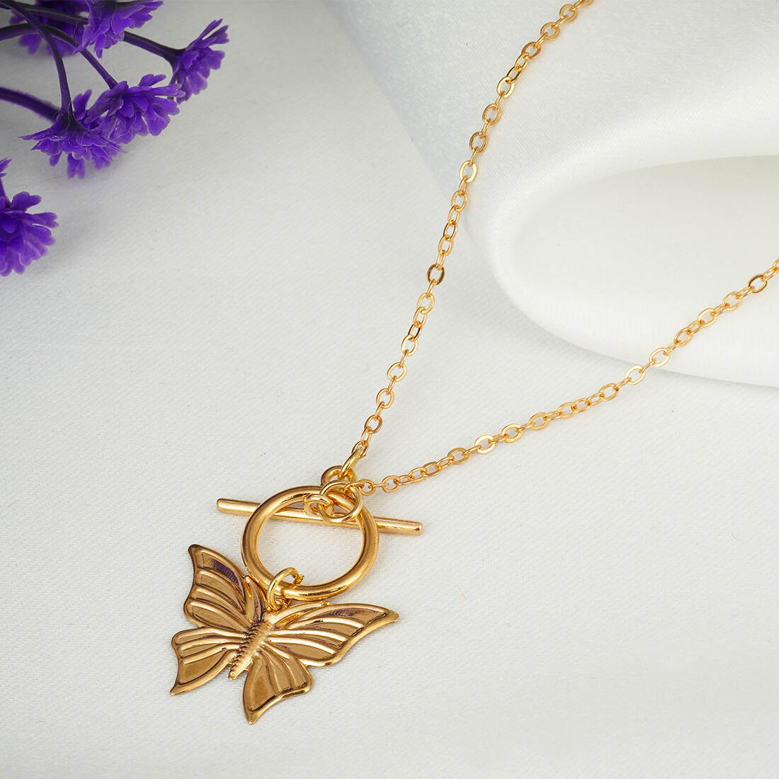 Florid Flimsy Butterfly Charm Chain Necklace