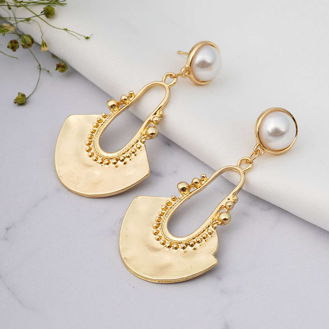 Pearl Golden Dangling Earrings

