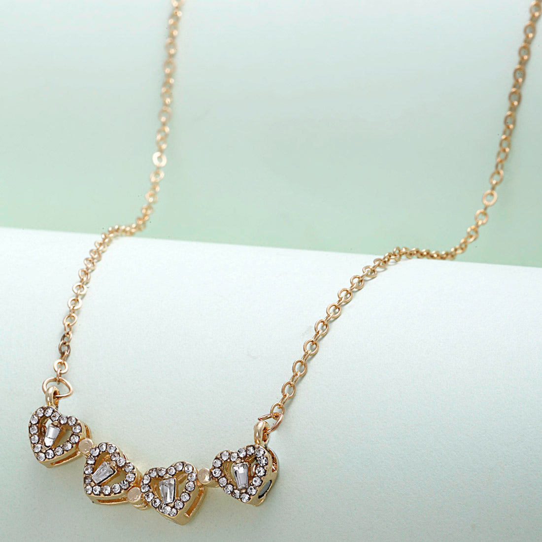 Pellucid Flower Chain Necklace
