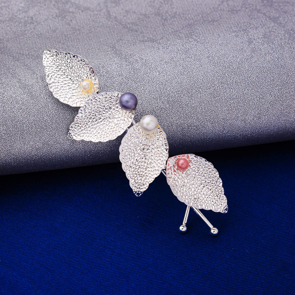 Willow Silver Pearl Multi-Leaf Hair Pin