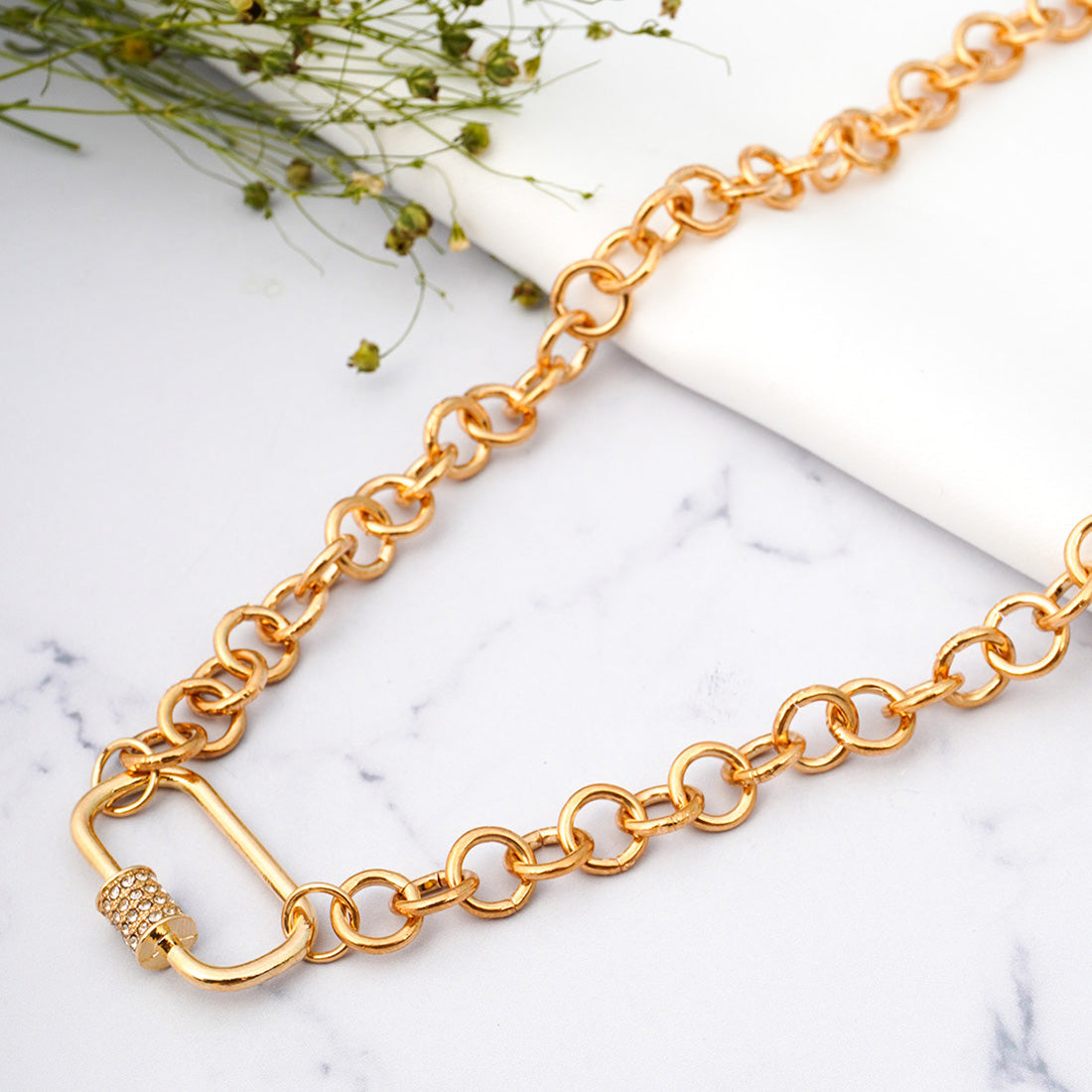 Women Gold-Toned Link Necklace