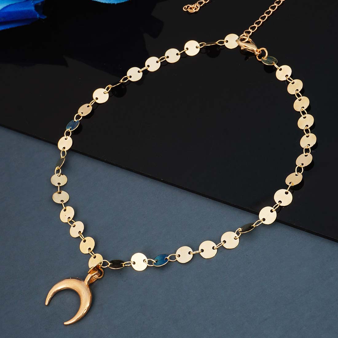 women Gold-Toned Necklace