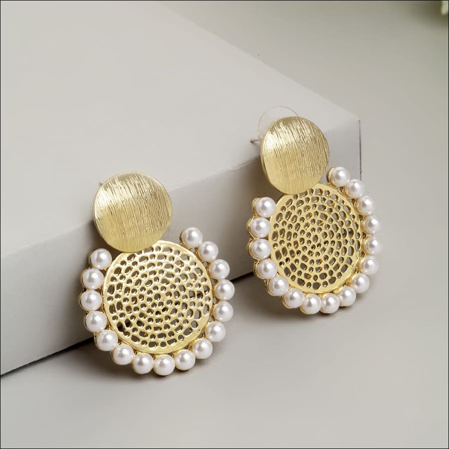 Yara Pearl Gold Earrings
